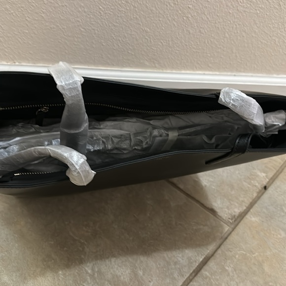 Kate Spade Janie (medium tote), Black - Picture 2 of 3